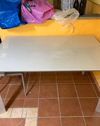 Tavolo e sedie veneta cucine