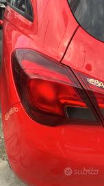 Fanale posteriore sx esterno baule Opel Corsa E 20
