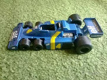 Tyrrel P34 "6 ruote"