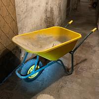 CARRIOLA 100 LITRI CON PNEUMATICO VASCA PROPILENE