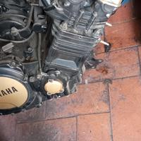 Motore Yamaha FZ 750 