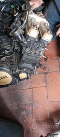 Motore Yamaha FZ 750 