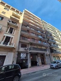 Via Acclavio appartamento di 120 mq al 6° piano