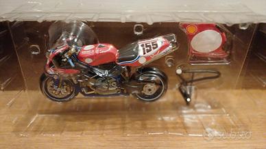 Minichamps Ducati WorldSBK MotoGP Superbike 1:12