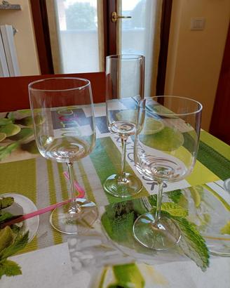 Servizio da 12 bicchieri di cristallo