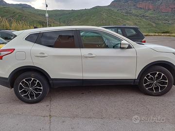 Nissan Qashqai j11 1.6 4wd 2017
