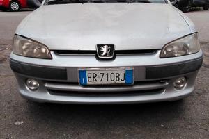 Peugeot 106 II 1996 3p 1.1 Quiksilver