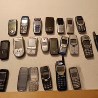 lotto cellulari datati