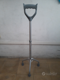 Bastone da passeggio 3 piedi