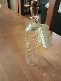 Bottiglietta vintage in vetro soffiato 