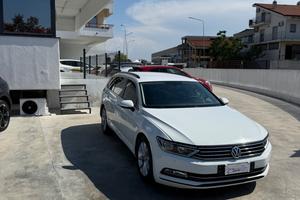 Volkswagen Passat Variant 1.6 TDI DSG Comfortline 