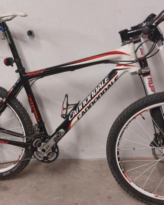 MTB Cannondale Taurin SL, carbon