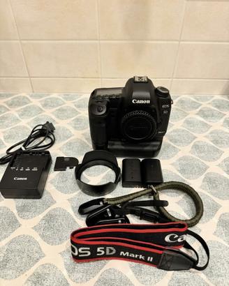Canon eos 5D Mark II kit accessori