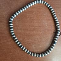 Collana tribale elastica