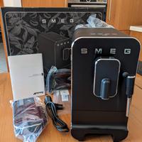 Smeg macchina da caffè BCC02