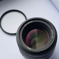 Nikon AF-S 85 mm f/1.8g