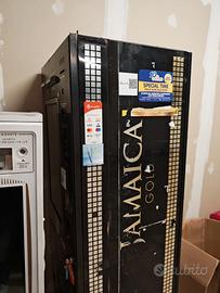 distributore automatico