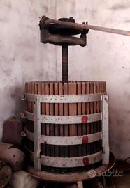 Torchio da vino antico - Oggetto d'arredamento