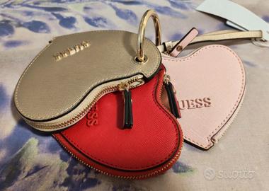 portachiavi /portamonete Cuori Guess 