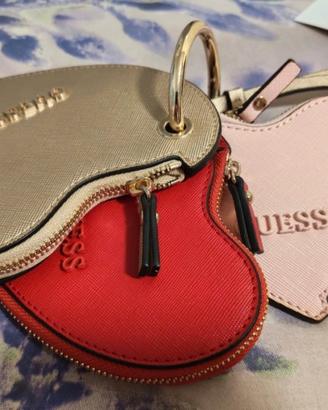 portachiavi /portamonete Cuori Guess 
