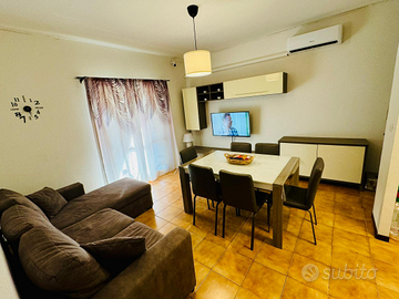 Appartamento arredato zona mare
