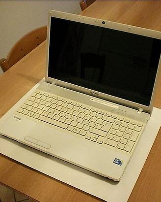 Pc Portatile Notebook SONY VAIO cpu i3 (ricambi)