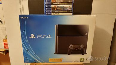 Console Sony Ps4 usata + 6 giochi