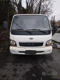 KIA K2500 2.5TDI AUTOCARRO 2003 RICAMBI USATI