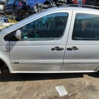 MERCESES-BENZ VANEO 2002