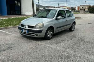 Renault Clio NEOPATENTATI 