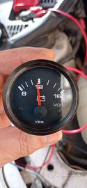 Voltmetro 12V originale VDO.