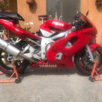 Yamaha R6