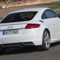 Posteriore TT mk3 (portellone, paraurti, fari)