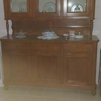 credenza con alzatina