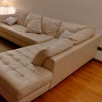 Divano& Divani in pelle con chaise long