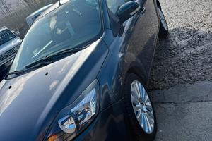 Ford Focus 1.6 TDCi (110CV) 5p. Tit. DPF