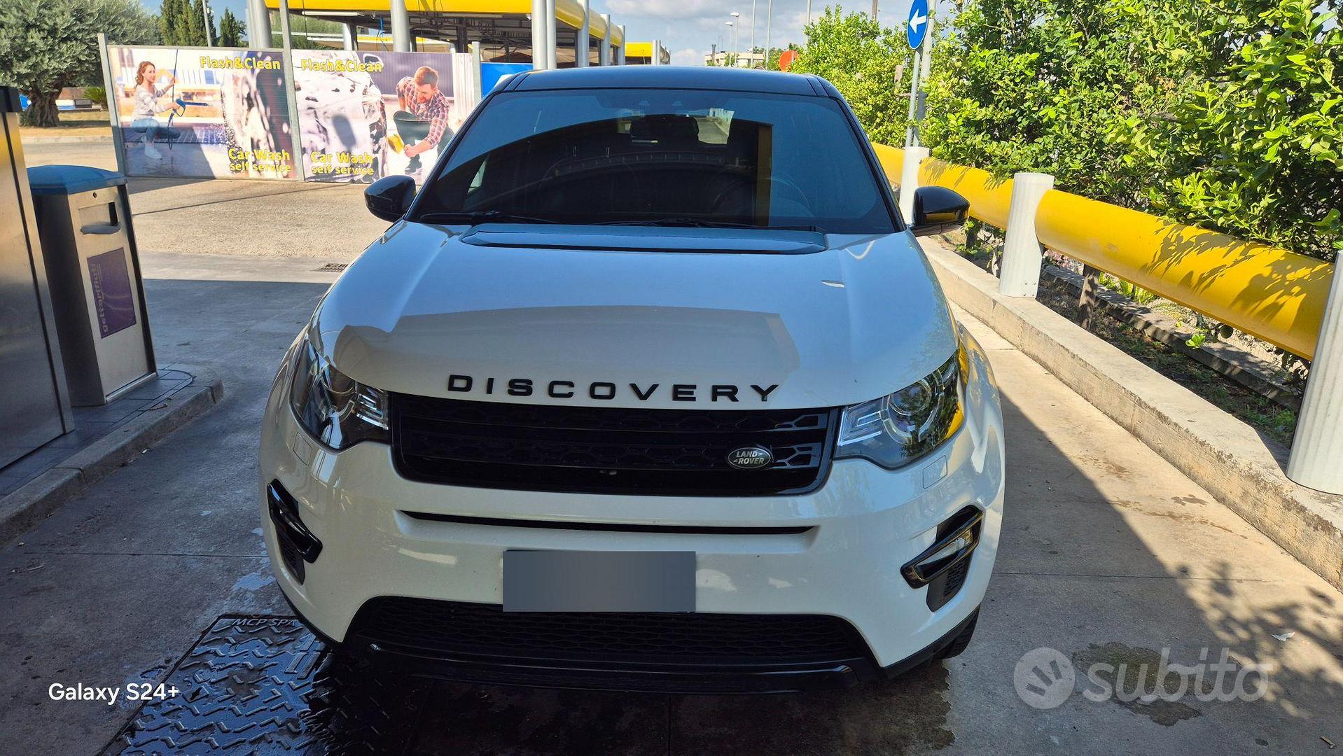 Land Rover Discovery Sport 2015 photo 2