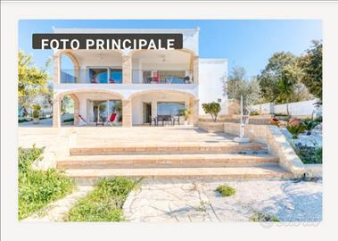 Villa Bianca con piscina fino 12 posti