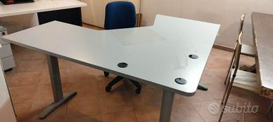 Scrivania angolare