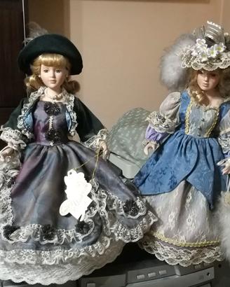 Bambole in porcellana Victoria e Rebecca Dolls