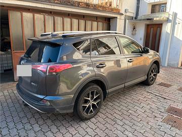 Toyota RAV 4 2.0 d 2016