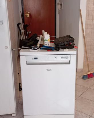 lavastoviglie whirlpool 60 cm 