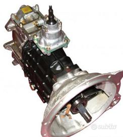 Mi occorre cambio per Land Rover Defender