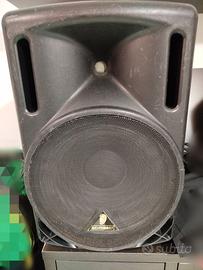 Casse attive Behringer eurolive 212 a