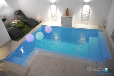 Casa con piscina privata a 150m dal mare Lido mari