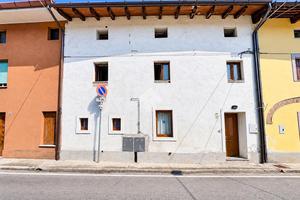 2 LOCALI A FLAIBANO