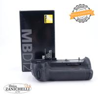 Nikon MB-D12 Battery Grip Usato (E1051)