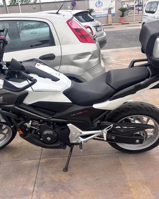 HONDA NC 750 XD (cambio automatico)