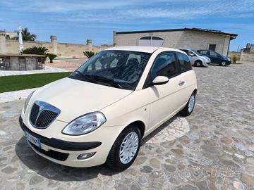 Lancia Ypsilon 1.2 Oro perfetta full optional