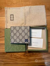 Portafoglio Gucci GG Supreme Beige e Blu con Logo 